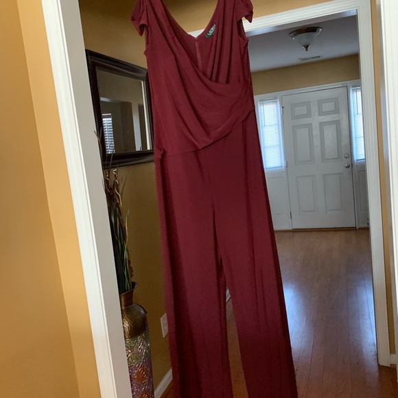 Jumpsuits - Picture 3 of 8